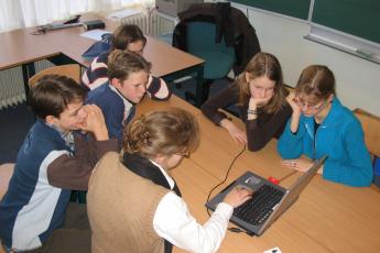 Nieuwsselectie door leerlingen van het Van Lodenstein College te Kesteren.