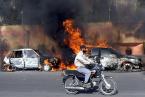 Meer foto's onlusten in Pakistan.