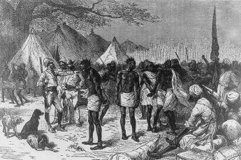 Aanvoer van slaven uit het binnenland.