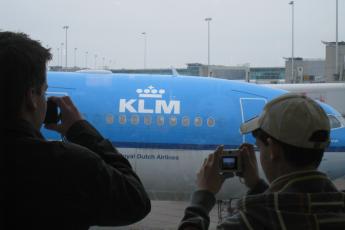 Gerben en Jiddo zetten hét vliegtuig op de foto.