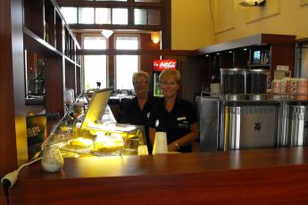 Brasserie op station Roosendaal.