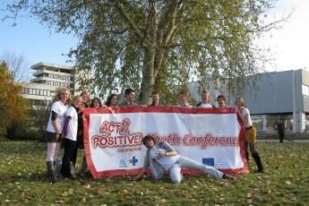 Annemarie: „Een miljoen handtekeningen om aids op de agenda van de Europese Unie te zetten.”